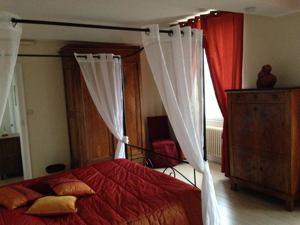 לינה וארוחת בוקר Tours-sur-Marne Comme A La Maison חדר תמונה
