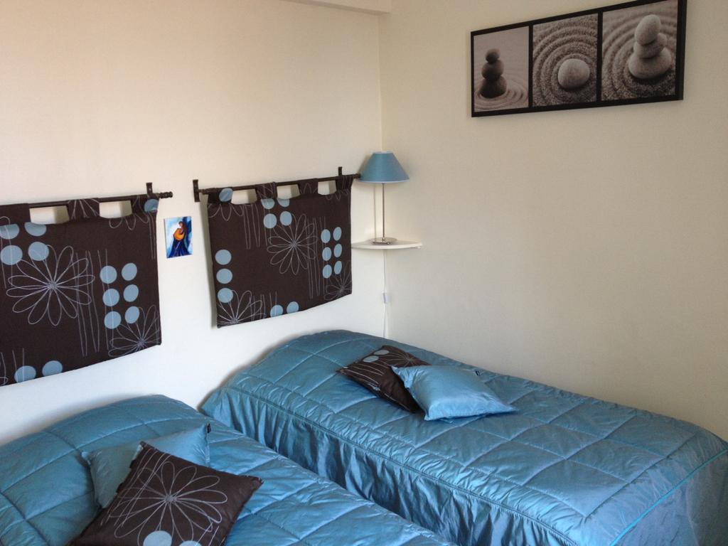 לינה וארוחת בוקר Tours-sur-Marne Comme A La Maison מראה חיצוני תמונה